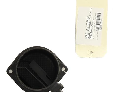 Used Mass air flow sensor Mass air flow sensor SEAT LEON (1P1) 2.0 TDI (170 hp) 28963755 28963755