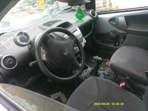 Front left belt tensioner PEUGEOT 107 (PM_, PN_) 1.0 | BP21884856C87 