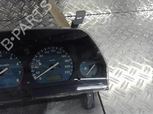 Used Instrument cluster LAND ROVER FREELANDER I Soft Top (L314) 1.8 i 16V 4x4 (120 hp) 21871581