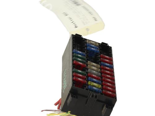 Used Fuse box Fuse box 36894257 36894257