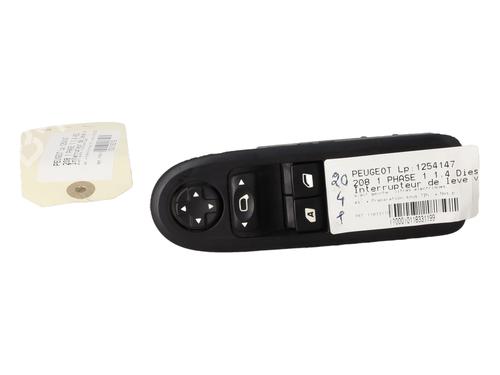 Used Left front window switch PEUGEOT 208 I (CA_, CC_) 1.4 HDi (68 hp) 31051745