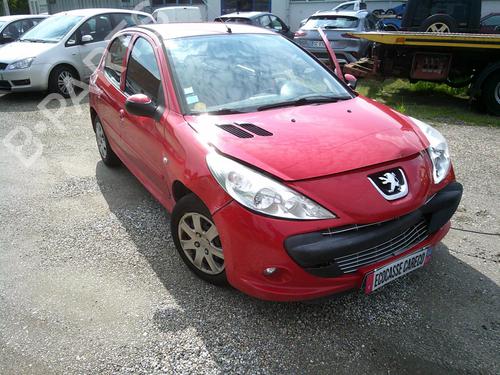 Left mirror PEUGEOT 206+ (2L_, 2M_) 1.4 HDi eco 70 | BP21298202C26