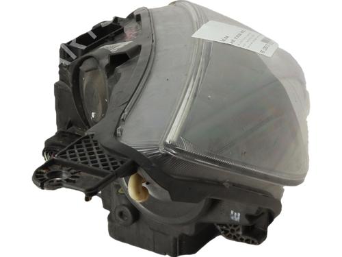 right-headlight-ford-focus-iii-2010-2011-2012-2013-2014-2015-2016-2017-2018-2019-2020-38762674 main image