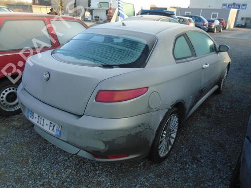 Tableau de bord ALFA ROMEO GT (937_) 1.9 JTD (937CXN1B) | BP21365573C46 