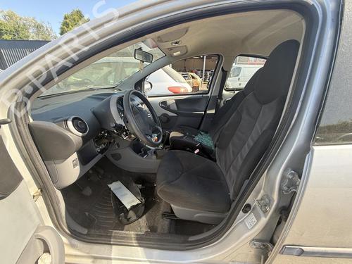 Steering column stalk CITROËN C1 (PM_, PN_) 1.4 HDi | BP26932645I23 