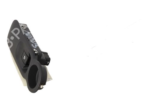 Used Right front window switch Right front window switch RENAULT MODUS / GRAND MODUS (F/JP0_) 1.5 dCi (FP0G, JP0G) (68 hp) 21304013 21304013