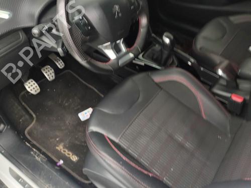 Fuse box PEUGEOT 2008 I (CU_) 1.6 BlueHDi 100 | BP31827401E1 - Image 9