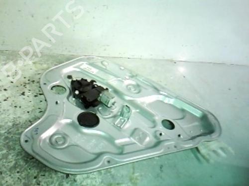Rudehejsemotor bagstkærm højre HYUNDAI i30 (FD) 2.0 CRDi (140 hp) 21369715