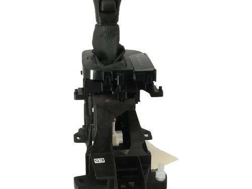 gear-lever-toyota-yaris-cross-mxp_-2020-32849823 main image