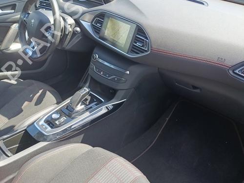 Høyre bak beltestrammer PEUGEOT 208 II (UB_, UP_, UW_, UJ_) e-208 | BP28013374C90 