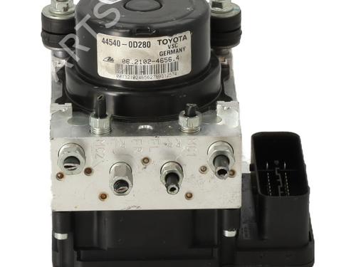 Used ABS pump ABS pump TOYOTA YARIS (_P13_) 1.0 (KSP130) (72 hp) 21297973 21297973