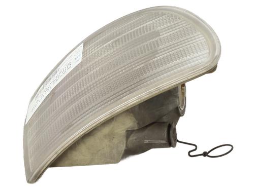 Used Right front indicator MERCEDES-BENZ VITO Van (W638) 108 CDI 2.2 (638.094) (82 hp) 27897272