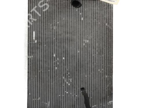 water-radiator-bmw-x5-e70-2006-2007-2008-2009-2010-2011-2012-2013-32781960 main image