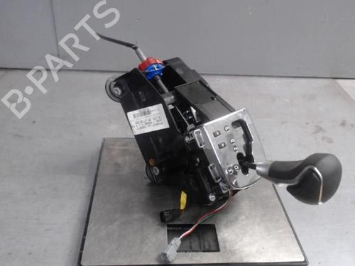 Gear lever PEUGEOT 2008 I (CU_) 1.2 THP 110 / PureTech 110 | BP21319303M90 