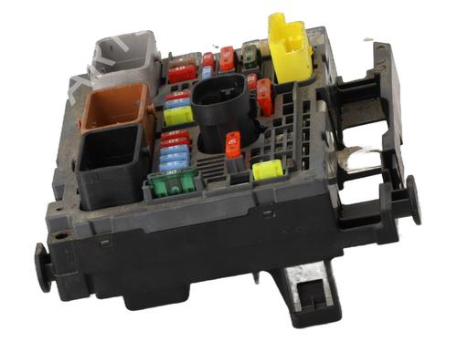 Fuse box CITROËN C5 III (RD_) 2.0 HDi 140 (RDRHF8, RDRHFA, RDRHA8, RDRHAJ) | BP30002570E1 - Image 3