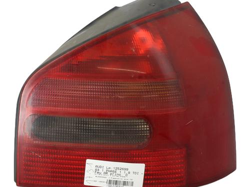 Høyre baklys AUDI A3 (8L1) 1.9 TDI (110 hp) 27300307