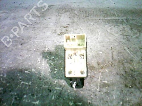 Right front window switch HYUNDAI SANTA FÉ I (SM) 2.0 CRDi 4x4 | BP21366623I26 