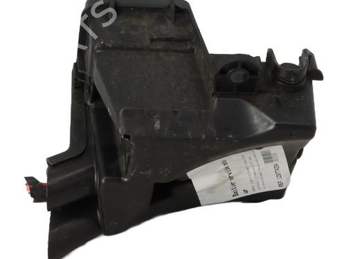 Used Fuse box RENAULT CLIO IV (BH_) 1.2 16V (73 hp) 32174254