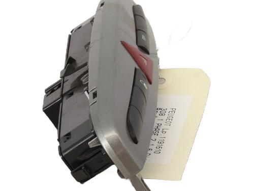 Used Warning switch Warning switch PEUGEOT 308 I (4A_, 4C_) 1.6 HDi (112 hp) 21366517 21366517