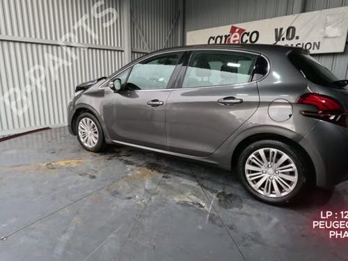 Left taillight PEUGEOT 208 I (CA_, CC_) 1.2 THP 110 | BP30750123C34