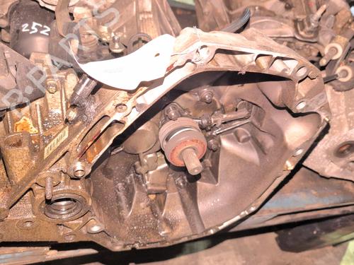 Used Gearbox RENAULT CLIO III (BR0/1, CR0/1) 1.4 16V (98 hp) 28427954