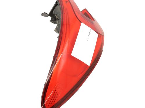 left-taillight-renault-kadjar-ha_-hl_-2015-39487791 main image
