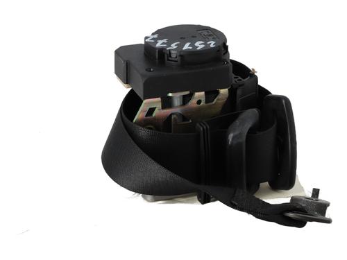 Used Front right seatbelt Front right seatbelt MERCEDES-BENZ C-CLASS (W203) C 220 CDI (203.008) (150 hp) 28352805 28352805
