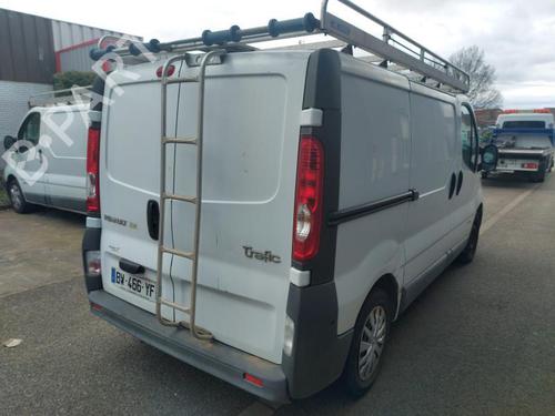 Left headlight RENAULT TRAFIC II Van (FL) 2.0 dCi 90 (FL0H) | BP21367745C28 