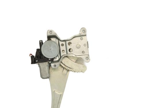 Used Right rear window motor Right rear window motor SUZUKI SWIFT III (MZ, EZ) 1.3 (RS413, ZC11S) (92 hp) 23813658 23813658