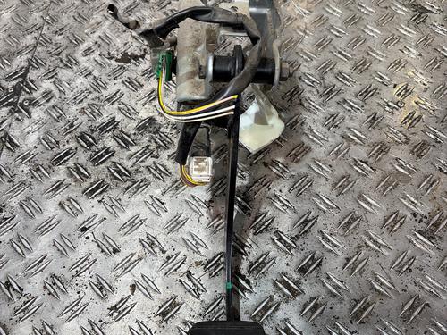 bremsepedal RENAULT TRAFIC II Bus (JL) 2.0 dCi 90 (JL00, JL01, JL0H, JL0M, JL0P, JL0S) | BP38721986I19 - Image 3