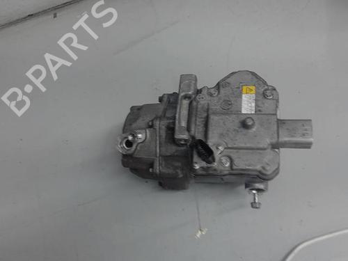 Used AC compressor TOYOTA YARIS (_P13_) 1.5 Hybrid (NHP130_, NHP130) (101 hp) 21297638