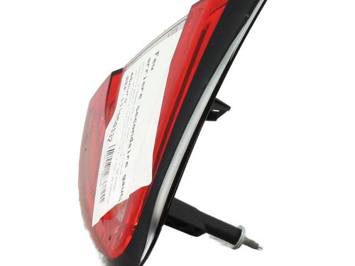 left-tailgate-light-renault-captur-i-j5_-h5_-2013-28358733 main image