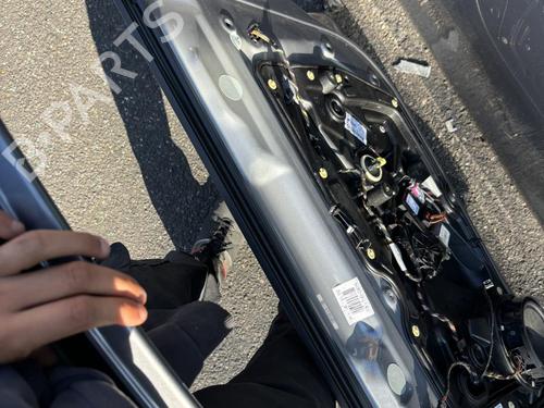 right-front-door-vw-golf-vi-5k1-20-tdi-5k4831056h-2008-2009-2010-2011-2012-2013-2014-21306960 main image