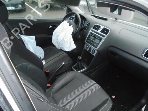 Radio VW POLO V (6R1, 6C1) 1.6 TDI | BP21299099E6 