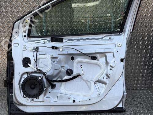 Used Right front door Right front door RENAULT MEGANE IV Hatchback (B9A/M/N_) 1.2 TCe 130 (B9MR) (130 hp) 32766896 32766896