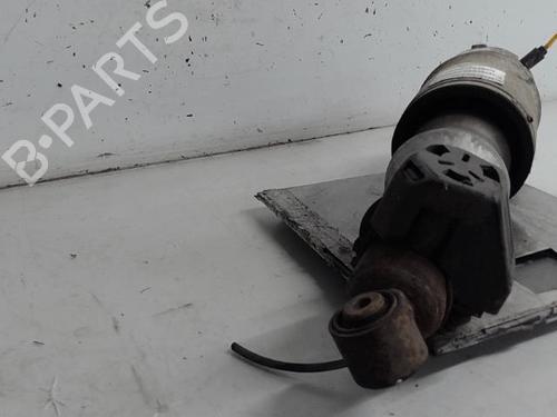 Used Right rear shock absorber Right rear shock absorber 21371852 21371852