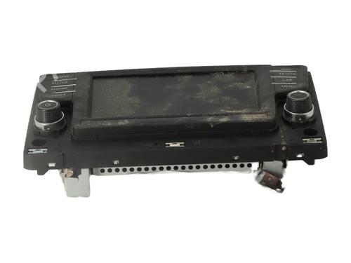 display-vw-passat-b8-3g2-cb2-2014-33959952 main image