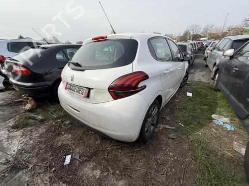 Starter PEUGEOT 208 I (CA_, CC_) 1.2 VTi 68 / PureTech 68 | BP24494017M8 