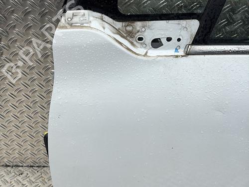 Left front door PEUGEOT 208 I (CA_, CC_) 1.6 HDi / BlueHDi 75 | BP26377971C2