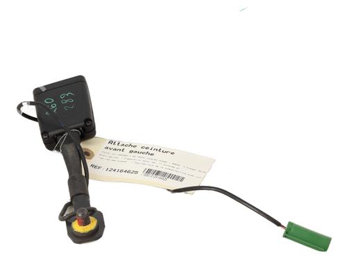 seat-buckle-volvo-v40-hatchback-525-2012-2013-2014-2015-2016-2017-2018-2019-33883731 main image