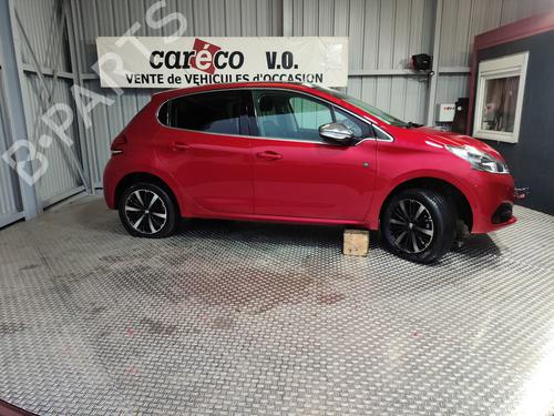 Left headlight PEUGEOT 208 I (CA_, CC_) 1.2 THP 110 | BP31884480C28 