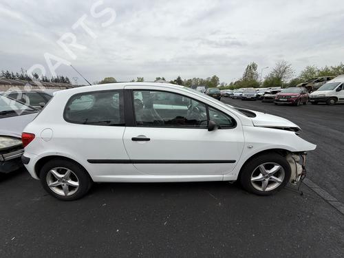 Right mirror PEUGEOT 307 (3A/C) 1.6 HDi | BP25048396C27 
