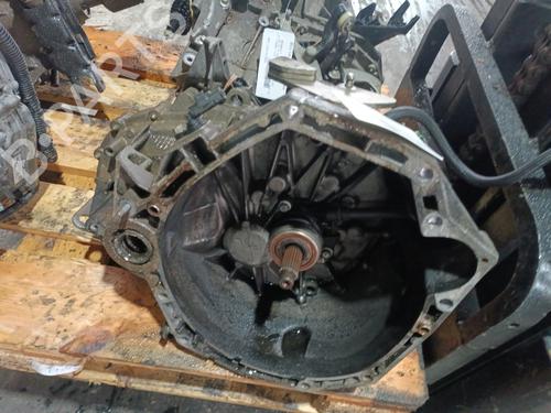 Caja de cambios RENAULT MEGANE II (BM0/1_, CM0/1_) 1.5 dCi (BM1E, CM1E) (106 hp) 23877553