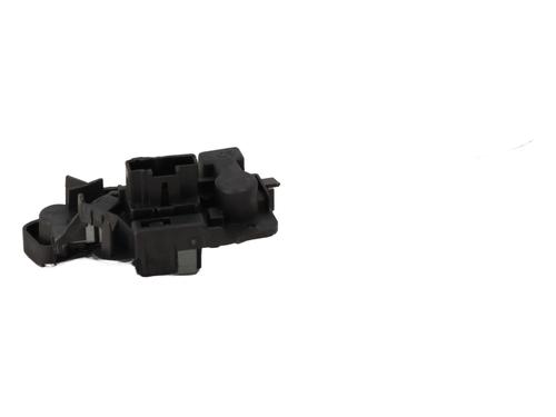 Used Lamp holder PEUGEOT 206 Hatchback (2A/C) 1.4 i (75 hp) 32670142