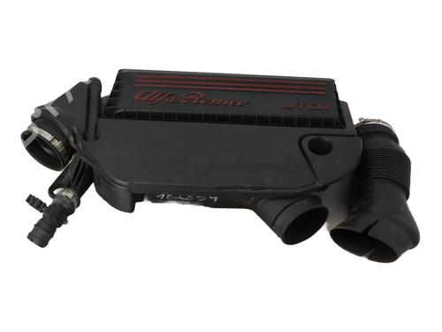 Used Air filter box Air filter box ALFA ROMEO MITO (955_) 1.3 MultiJet (955AXP1A, 955AYC1A) (95 hp) 32301312 32301312