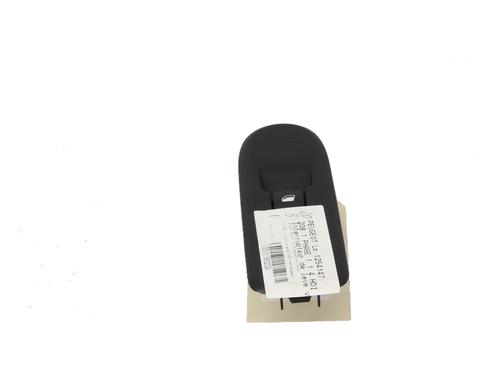 Used Right front window switch Right front window switch 31051746 31051746