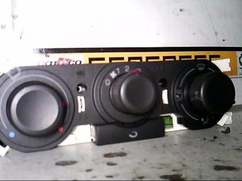 Commande Chauffage SEAT IBIZA III (6L1) 1.4 TDI (70 hp) 21363975