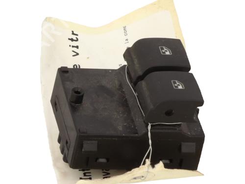 Used Left front window switch Left front window switch OPEL ADAM (M13) 1.4 (87 hp) 39395679 39395679