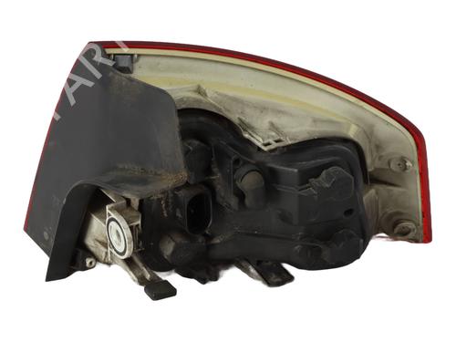 Left taillight AUDI A4 B7 (8EC) 2.0 TDI 16V | BP21300530C34 