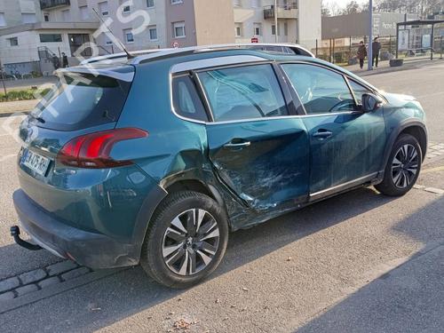 Salpicadero PEUGEOT 2008 I (CU_) 1.2 THP 130 / PureTech 130 | BP39078958C46 - Image 12
